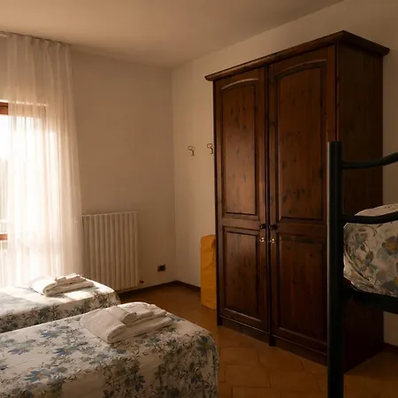 Acero Rosso Apartment *