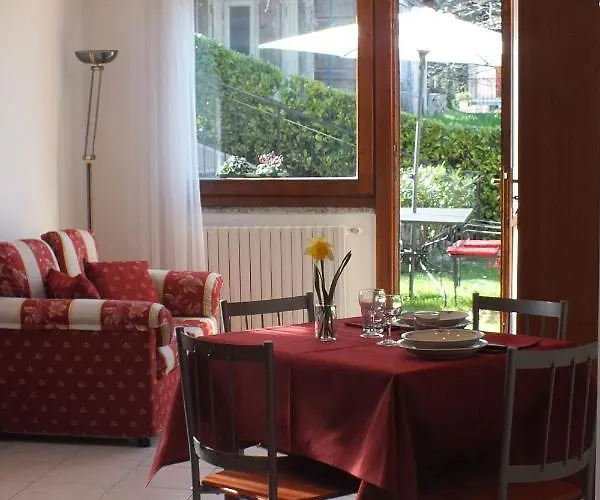 Apartamento Acero Rosso